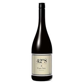 42 Degrees South Pinot Noir 2025