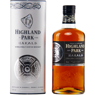 A bottle of Highland Park Harald Single Malt Scotch Whisky sits beside a box, with subtle notes of heather honey and a hint of light smoke in the aroma.
