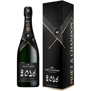 Moét & Chandon 2016 champagne bottle and packaging on a white background
